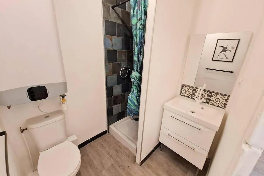 Gregbnb - T2 Design 42M2 - Toulon Est - Wifi Fibre - N5 Apartment